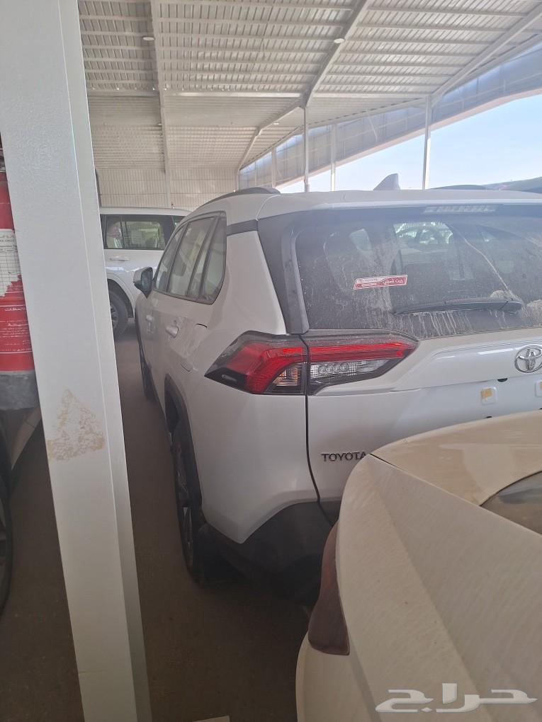 Toyota RAV463655047725185112