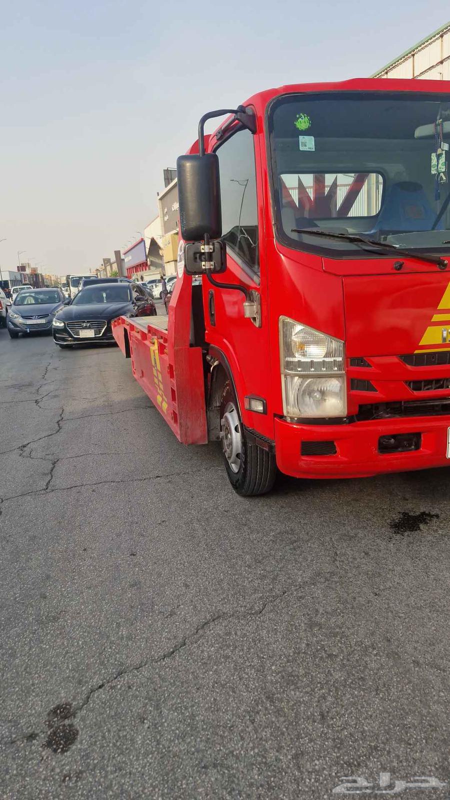 Isuzu 2016, transmission machine checked, body and everything went 322 thousand63655179343745111