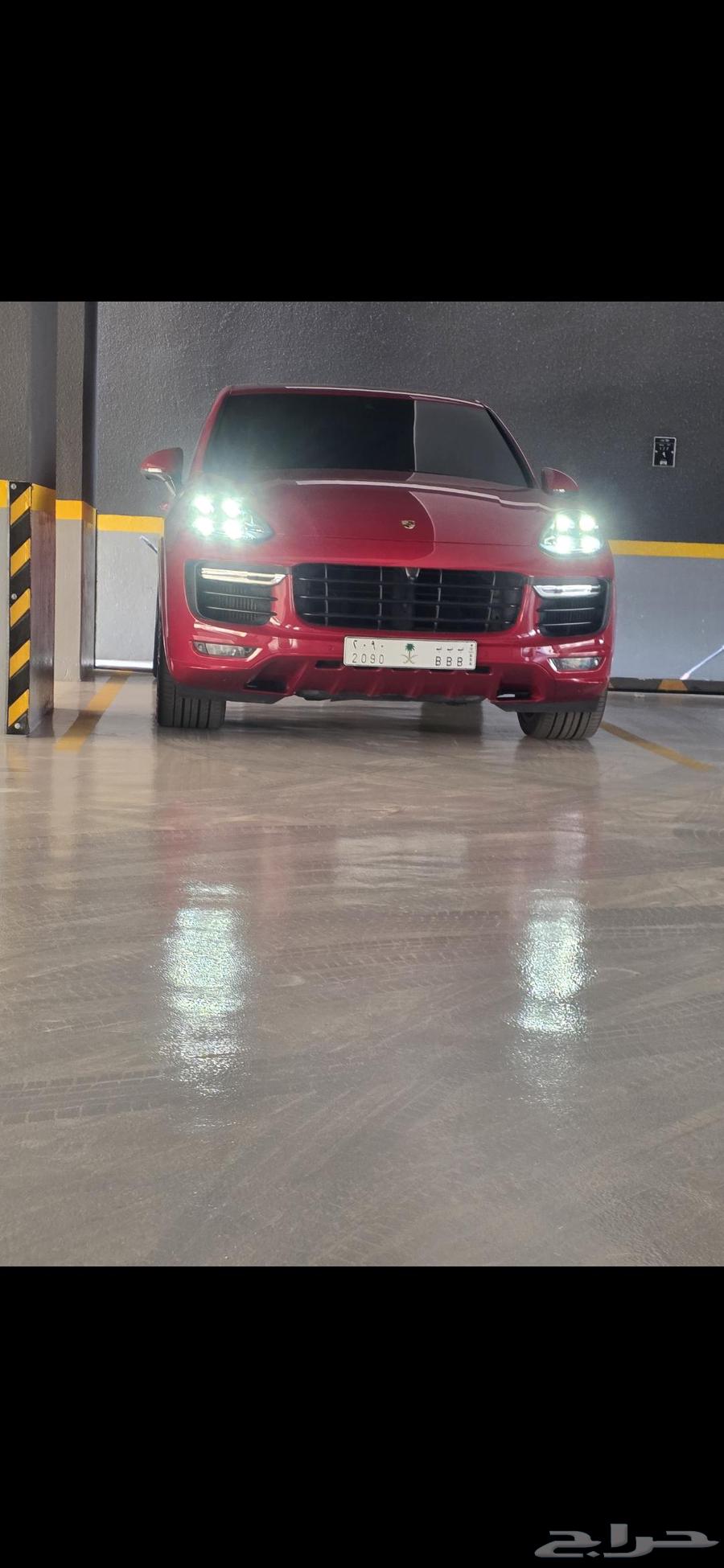 Porsche Cayenne GTS Cherry Red (Chameleon) Model 2016 (Accept Suitable Exchange63657040822147111