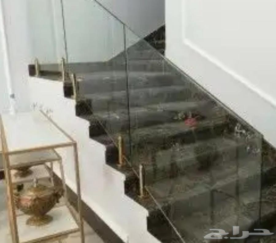 Skrat Glass Technician63611967099905113
