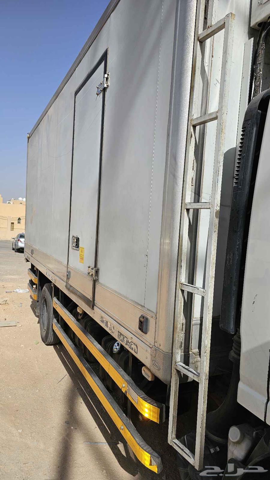 Refrigerated and frozen truck for sale, 2014 model, five meters63657556921473114