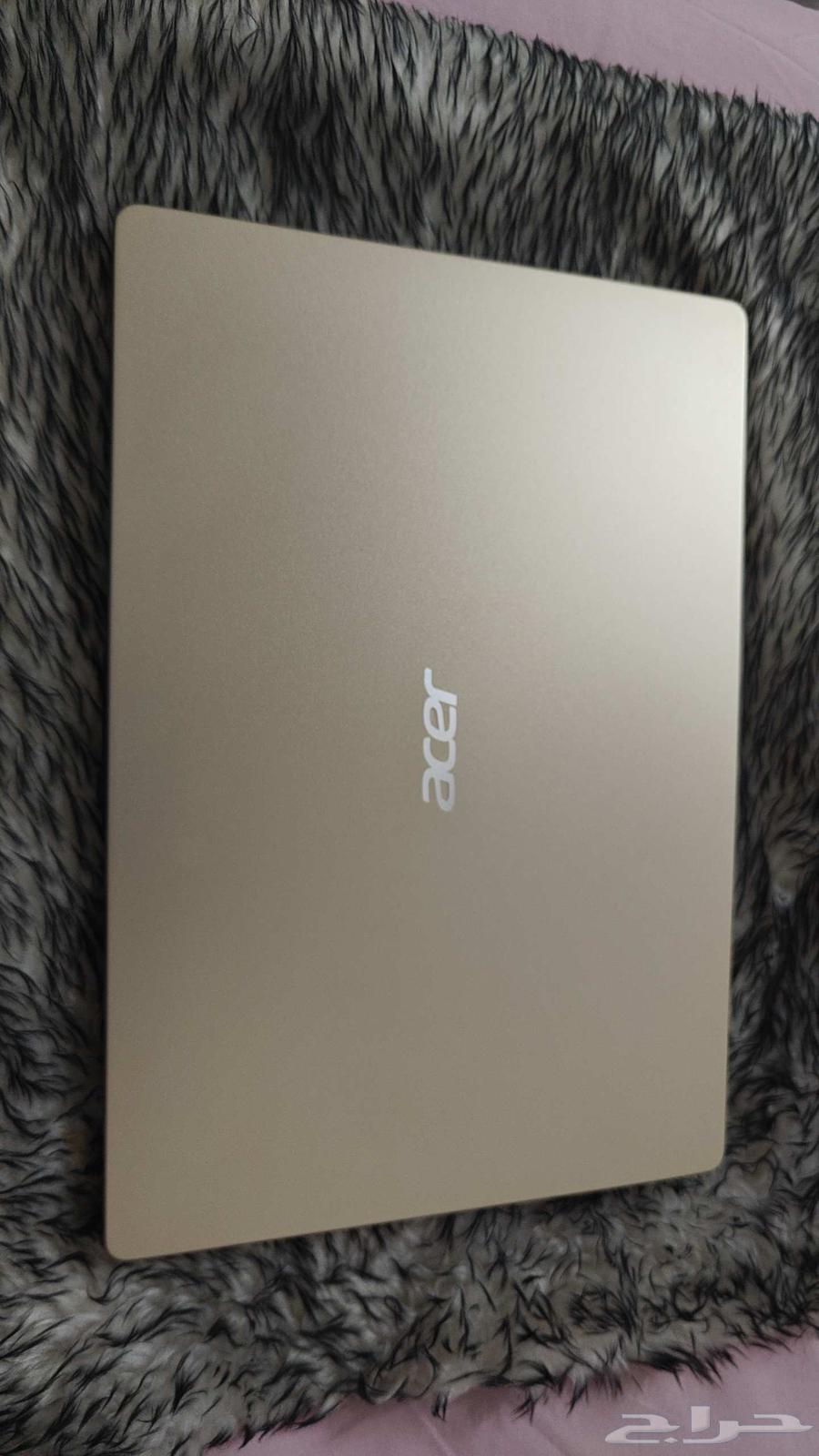 Acer laptop gold, like new63654951133315110