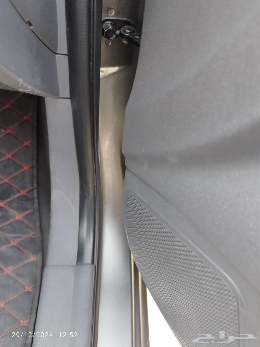 Kia Rio 2012 car in very good condition, mileage 20, asking price 2200063656029590530113