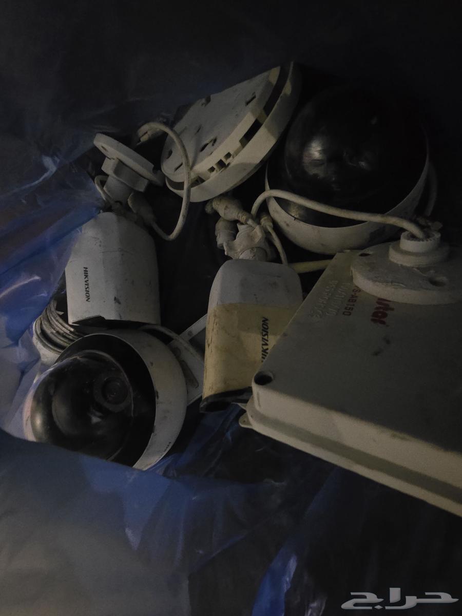 4 used WiFi cameras63654690477826110