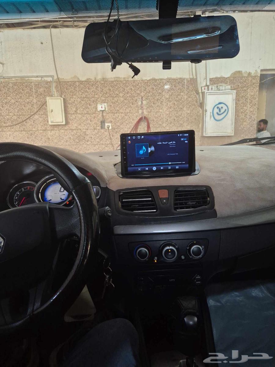 Renault Fluence 201463655178982401114