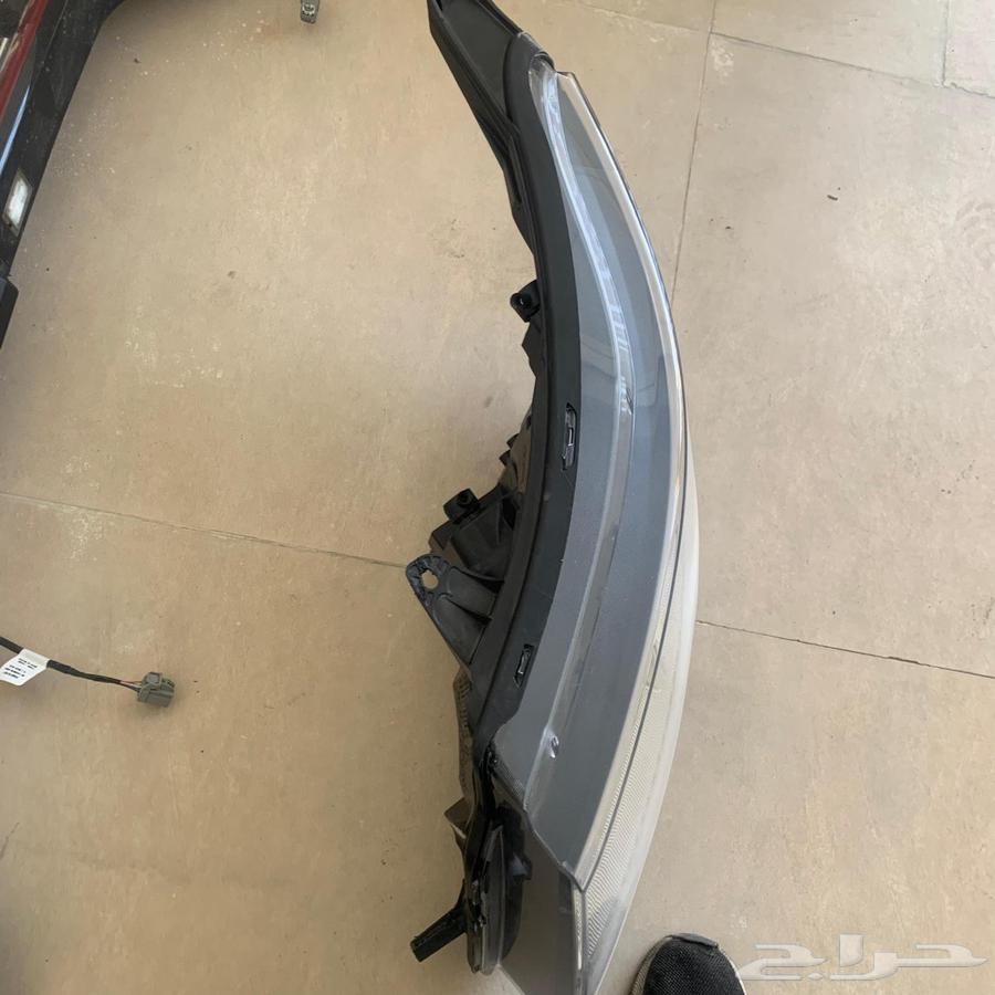 2018 Explorer Full Beam Headlight with Original Adapter, Left Side Agency63655487114369113
