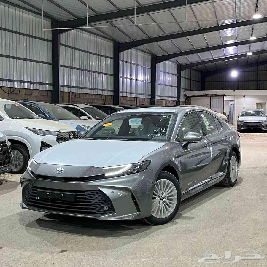 Toyota Camry LE Gasoline and Hybrid Model 2025 Lowest Prices63655178012289111