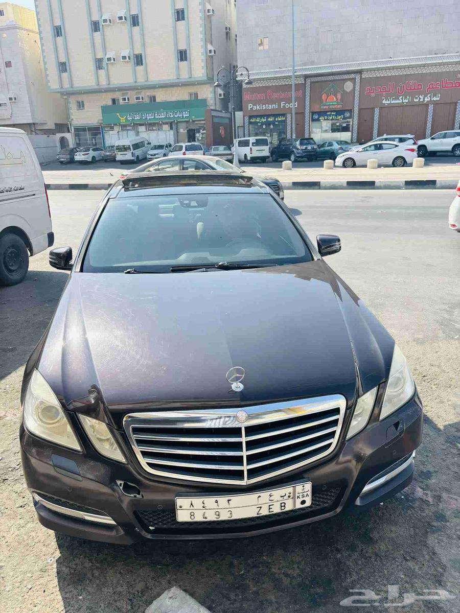 Mercedes E300 2011 model, 160,000 kilometers63667489282819111