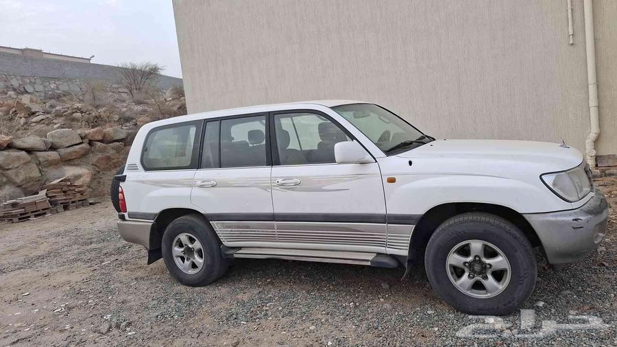 Toyota..Salon 2001...JXSR needs repair country running 600 good movements63655868052995110