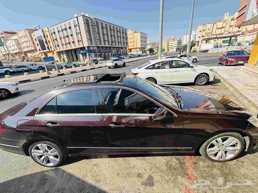 Mercedes E300 2011 model, 160,000 kilometers63667489282819113