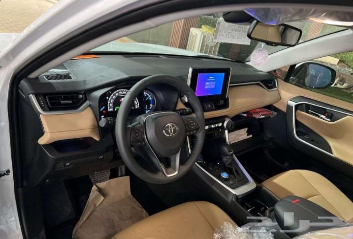 Toyota - 2025 - RAV4 - XLE Sunroof - Gasoline Available on Installments63655160672131114