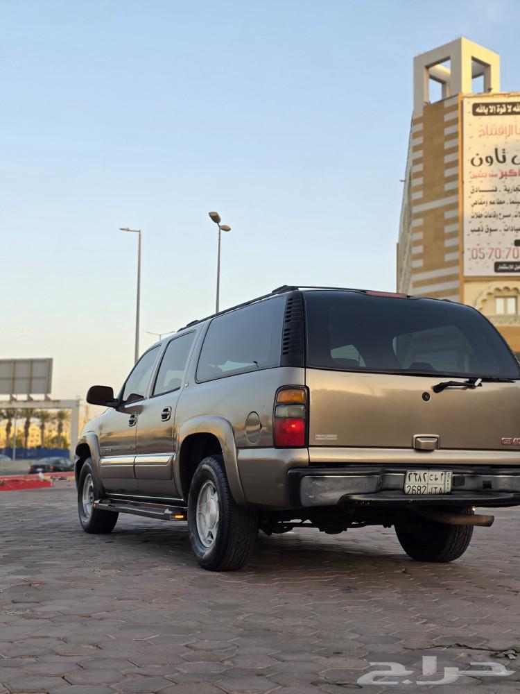 Chevrolet Suburban 200463667489429891114