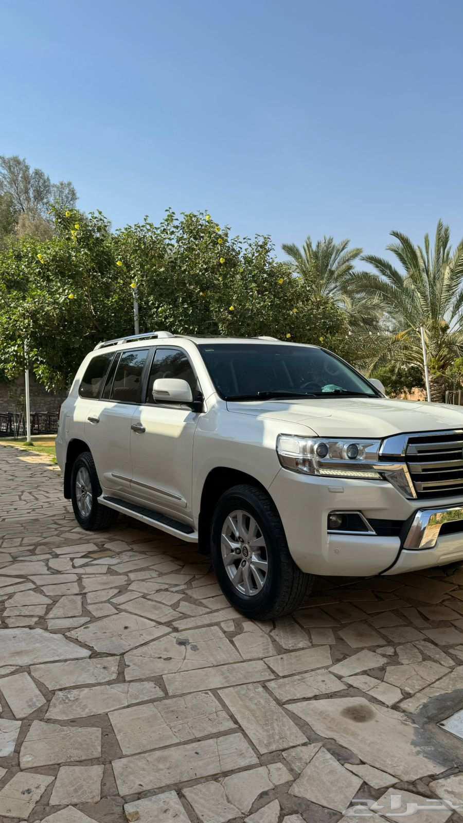 لاندكروزر GXR 8V 2016 بنزين63655164730753112