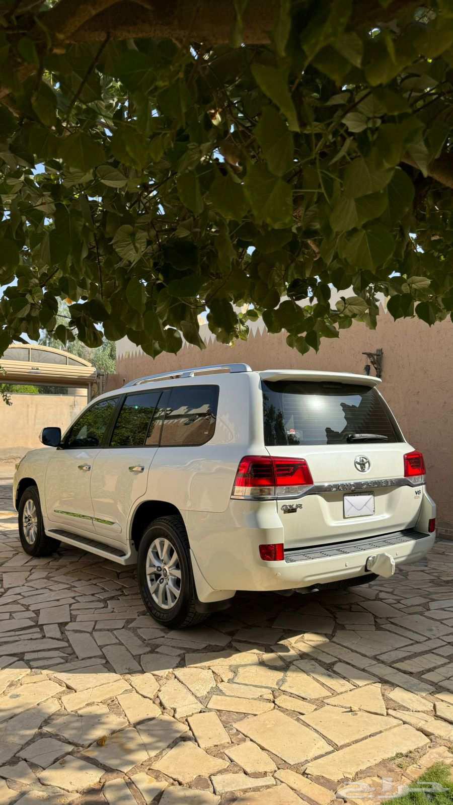 لاندكروزر GXR 8V 2016 بنزين63655164730753110
