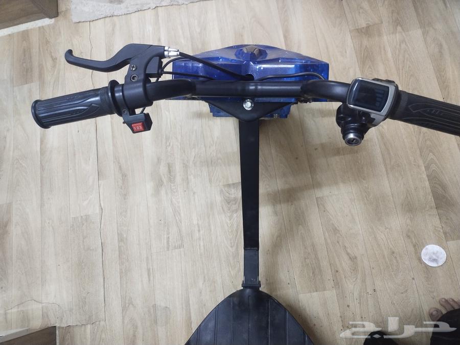 Electric scooter for sale, price negotiable, contact privately63670595597185111