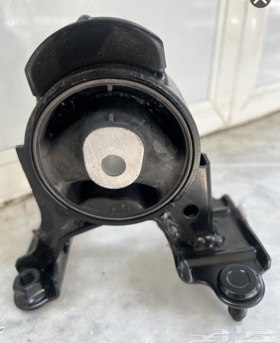 Rear engine or transmission mount for RAV463669260602755110