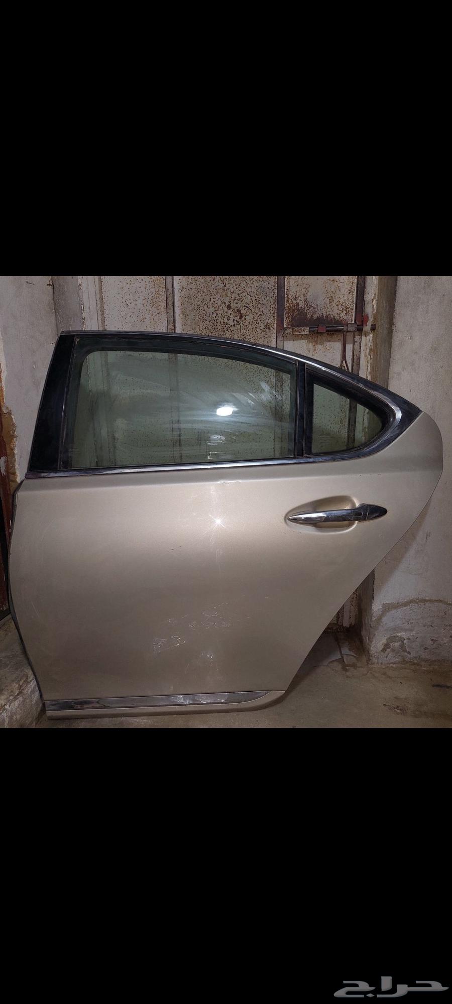 4 door Lexus ES agency model 201263667646546177112