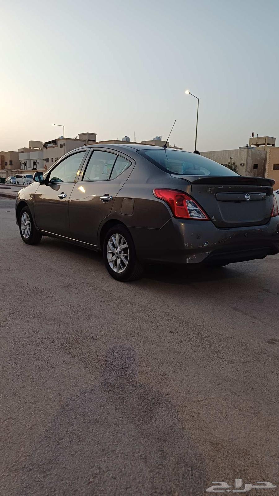 Nissan Sunny 202263668185169539113