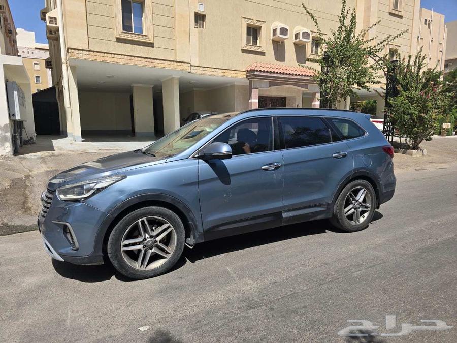 Hyundai Grand Santa Fe Full Option 201763667967215746110