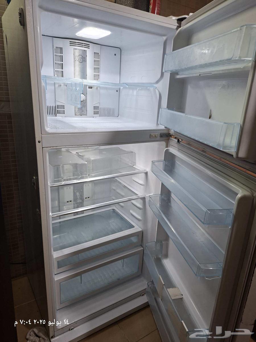 ثلاجة كبيرة ماركة دايو مستعملة63655312509698113