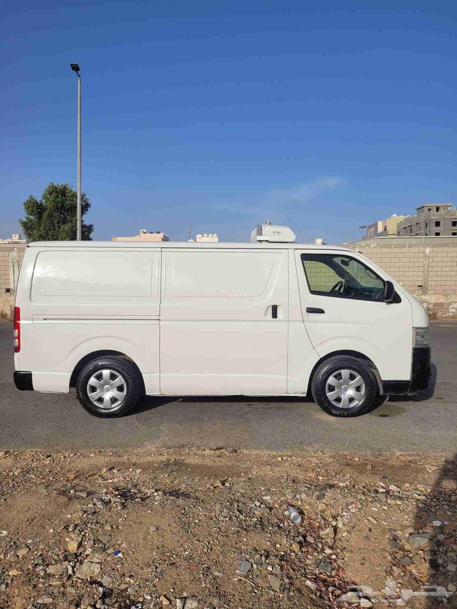 Refrigerated and Freezing Isuzu Rental63668269466881110