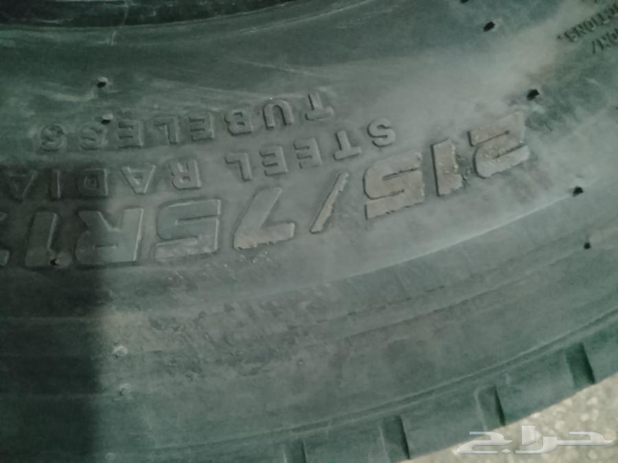 We have 3 Dunlop tires, size 215 75 27 and a half, like new63668994135299111
