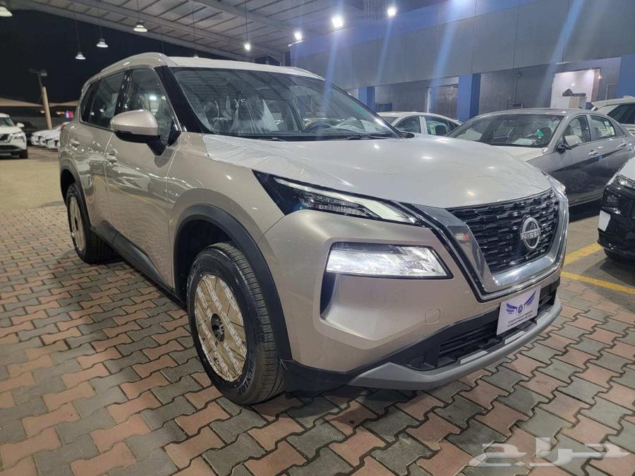 Nissan X-Trail 7-seater and 5-seater with and without 4WD. 2025. Available cash and63667516297218112