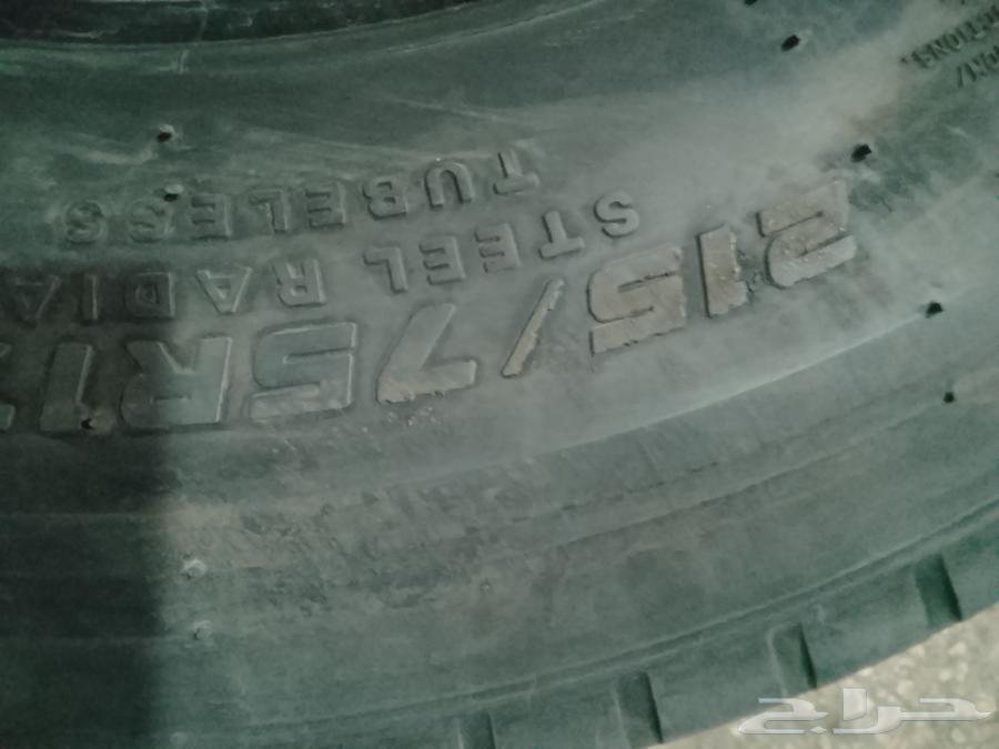 Tire brand Denah size 215 75 1763669793535618111