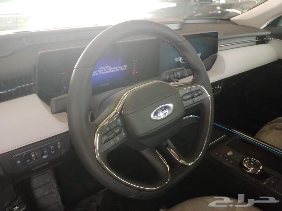 Ford Tourus Titanium Full Naghi 202563667507943426112