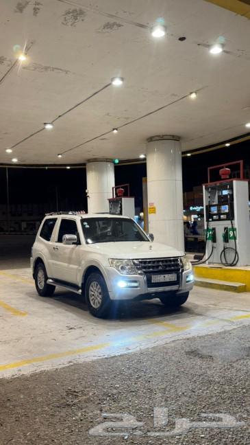 Clean 2015 Pajero SUV63667497859842110