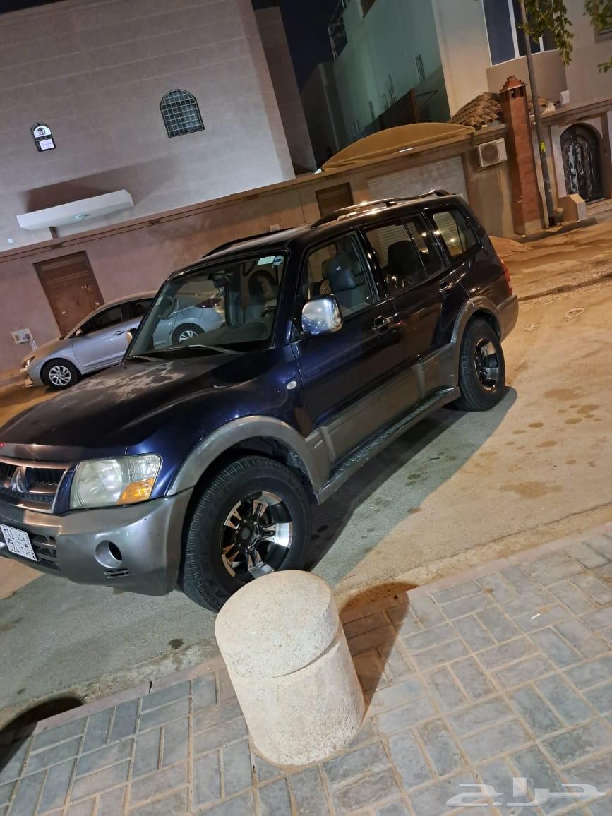 Pajero 2007 with 313000 mileage and special three-digit plate63617982738562112