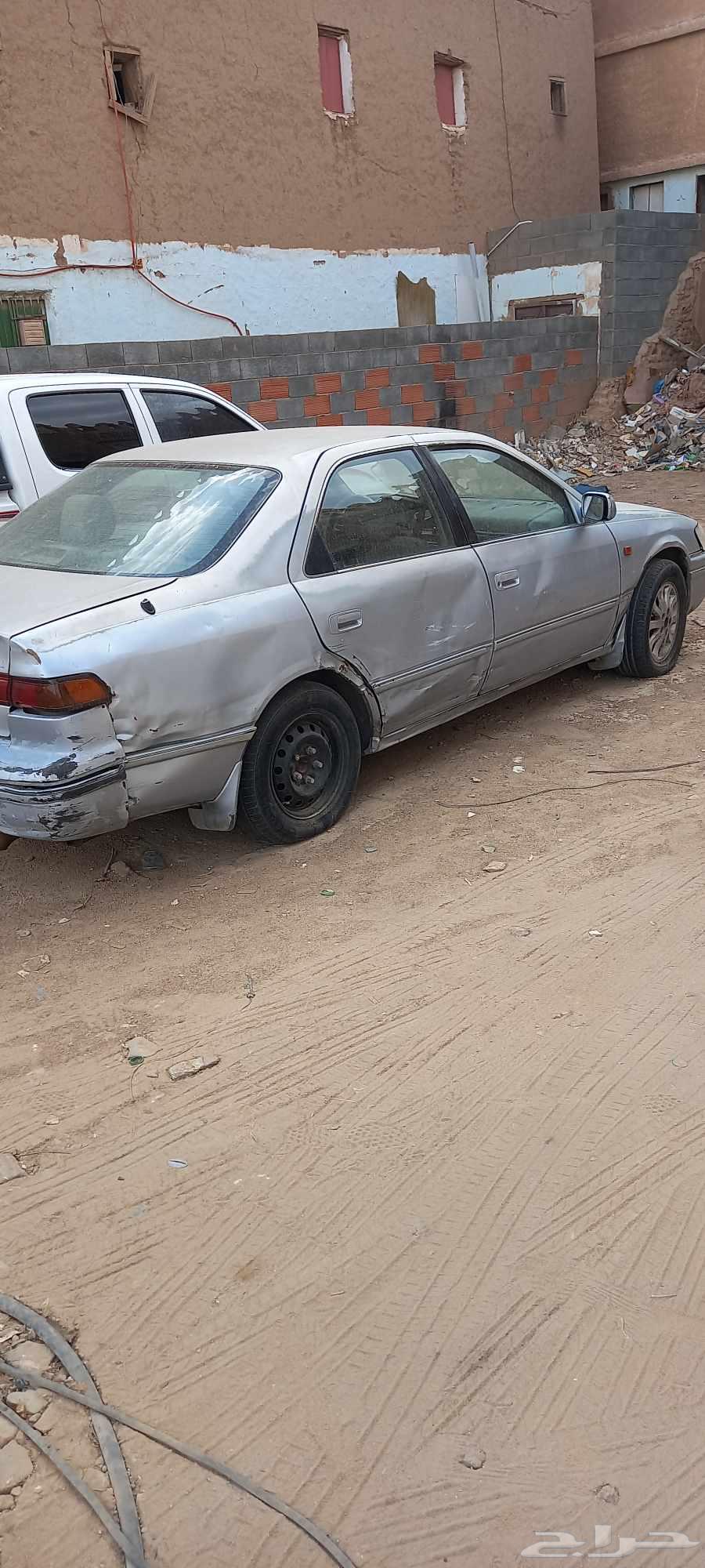 تويوتا كامري 199863669703349889111