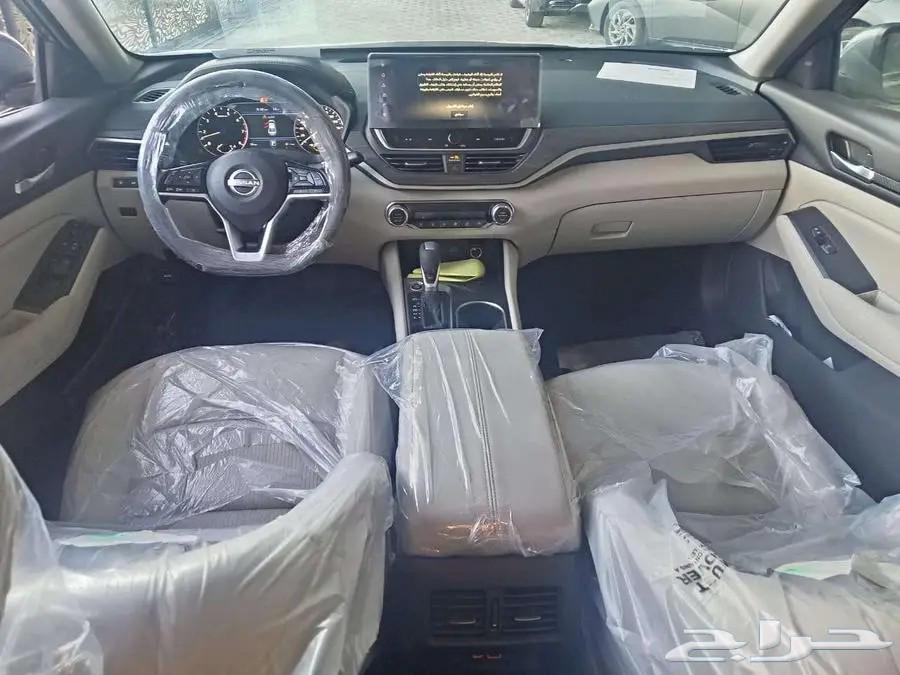 Nissan Altima SV 2.5 Model 202563667658912641114