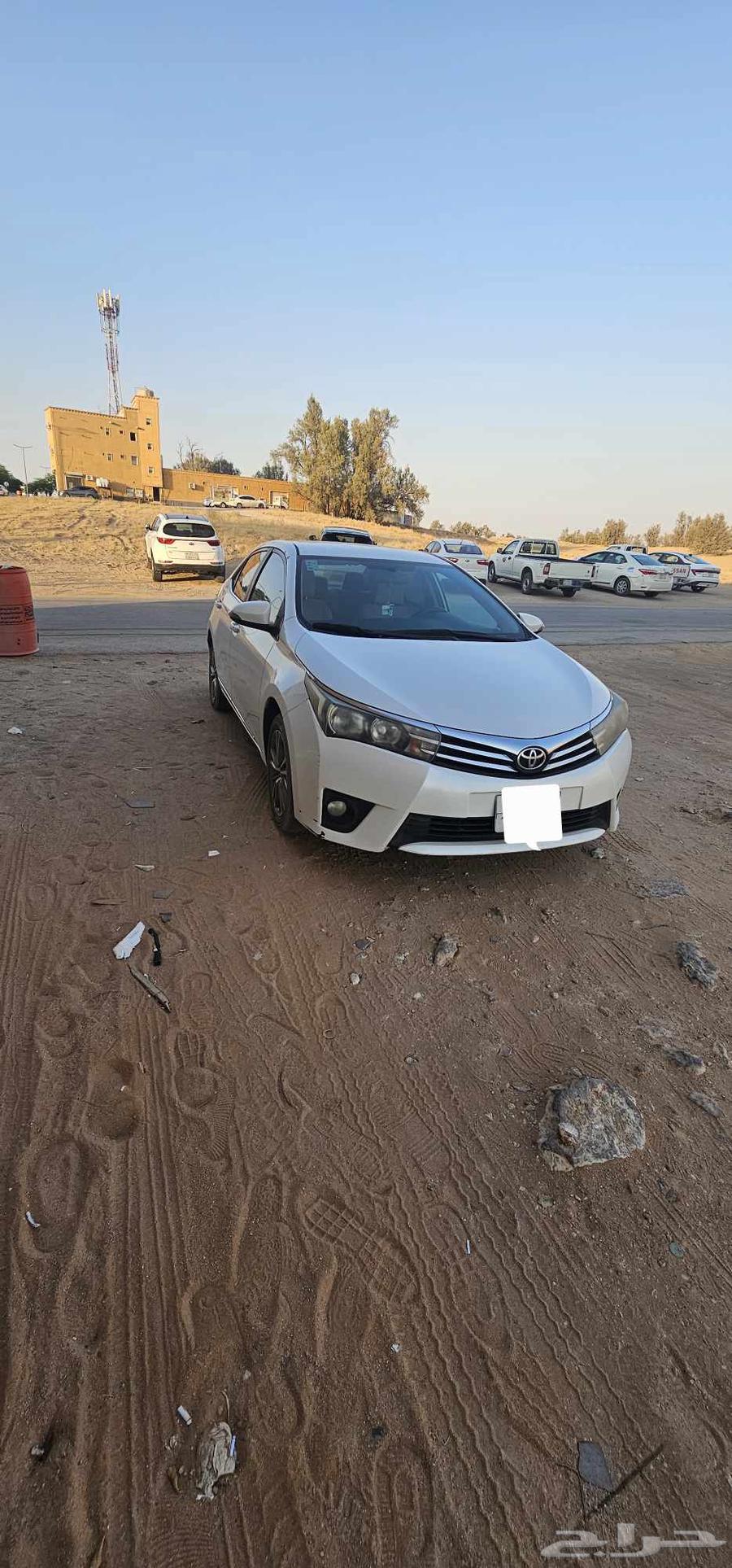 Toyota Corolla 2015 with fingerprint63667890558211111