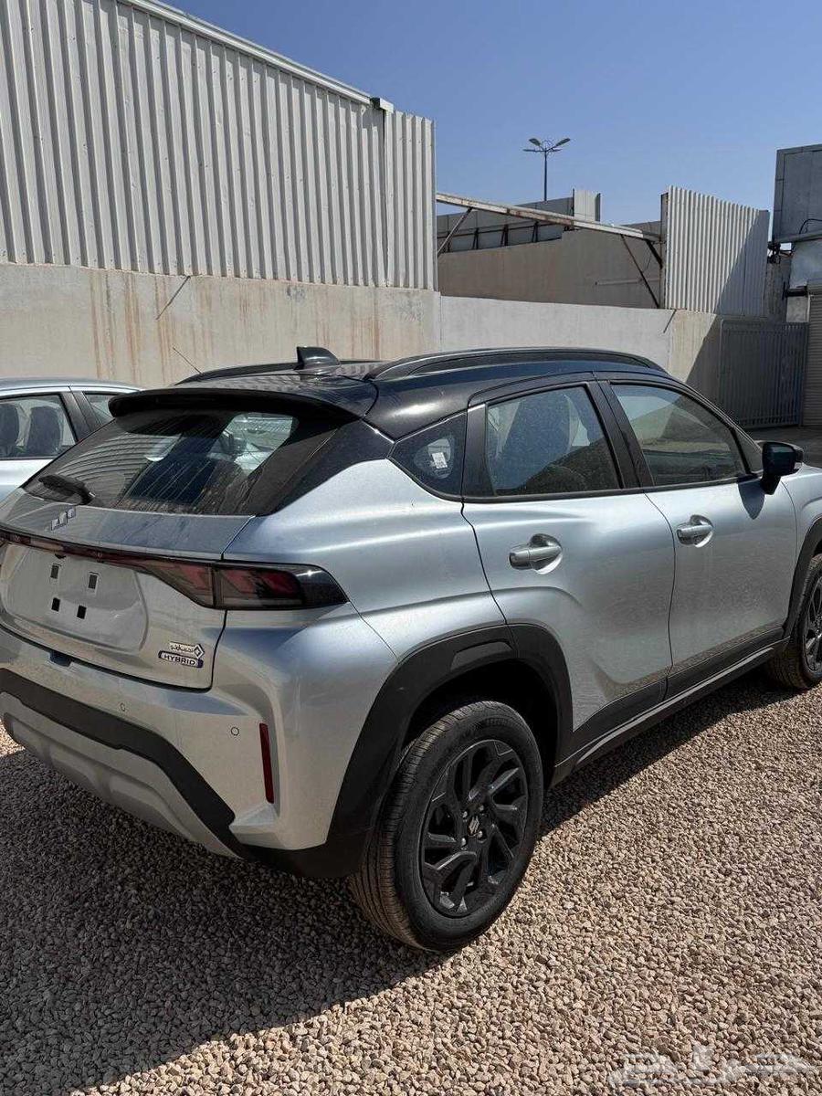 فرونكس سوزوكي 202563667497730817111