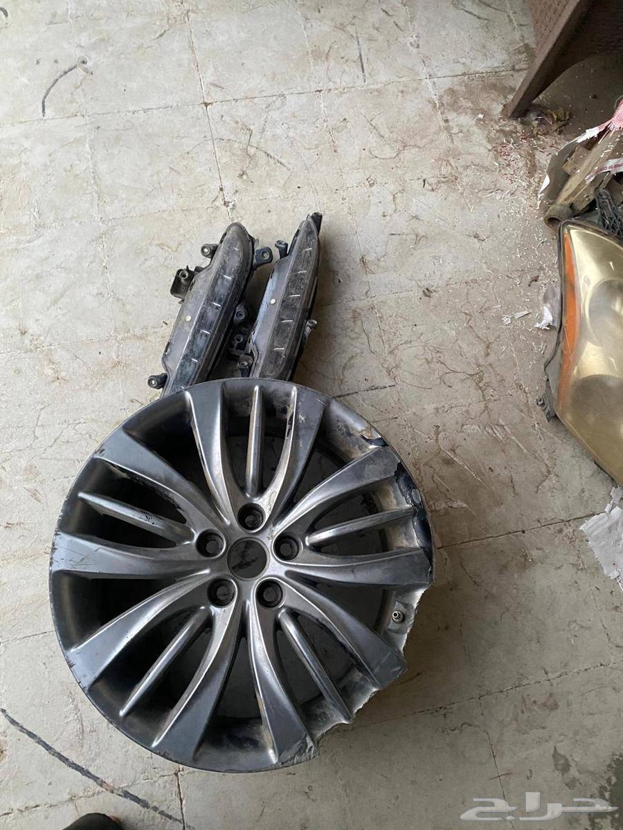 Ginasis 2017 rim and two LED lights63668896811523113
