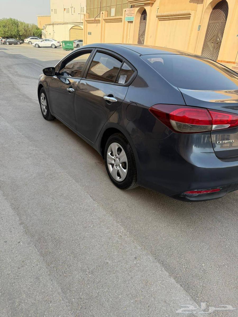 Kia Cerato 2017 model63667967244162112