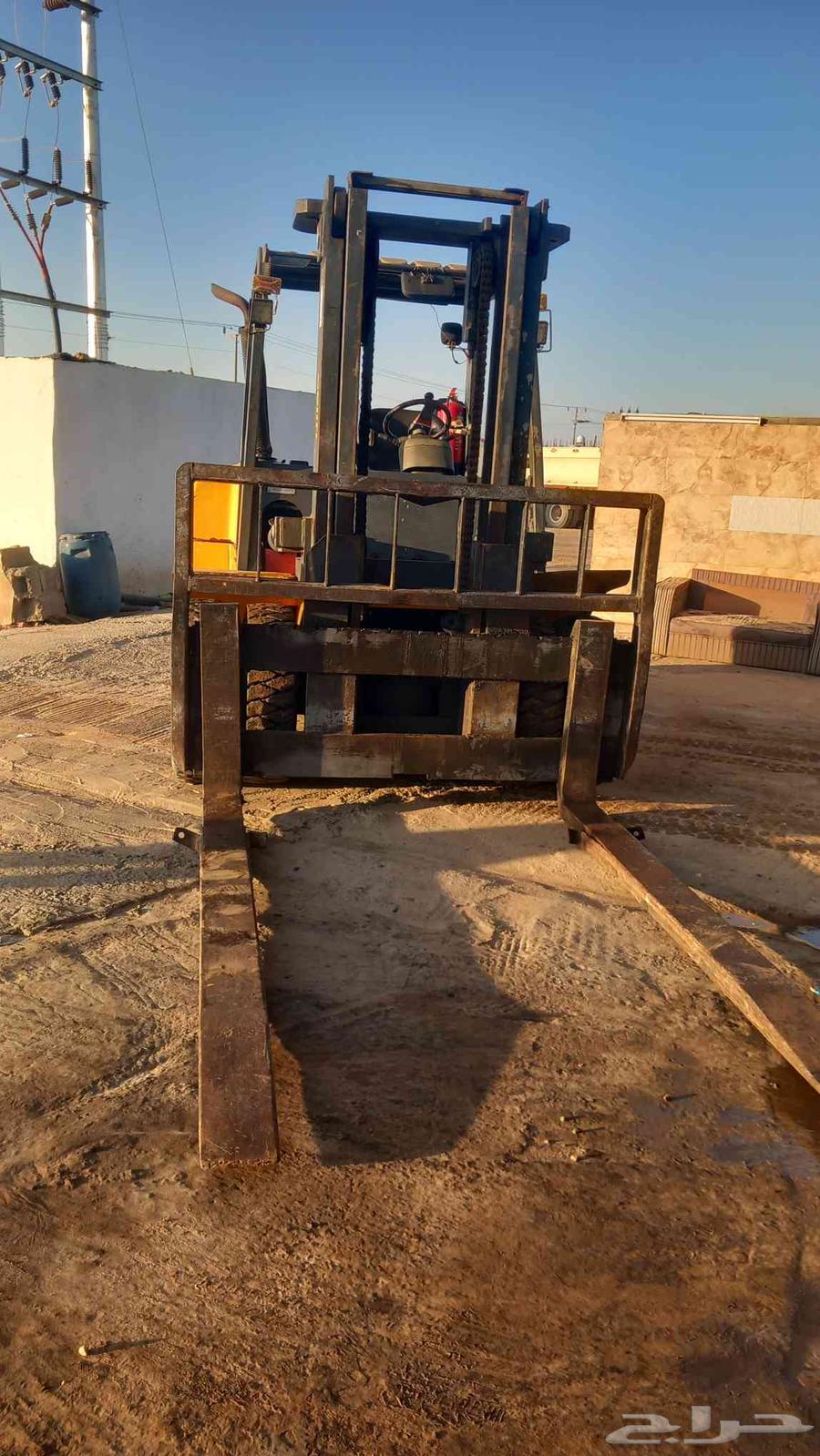 Rough Terrain Forklift for Monthly and Annual Rental63672526012930112