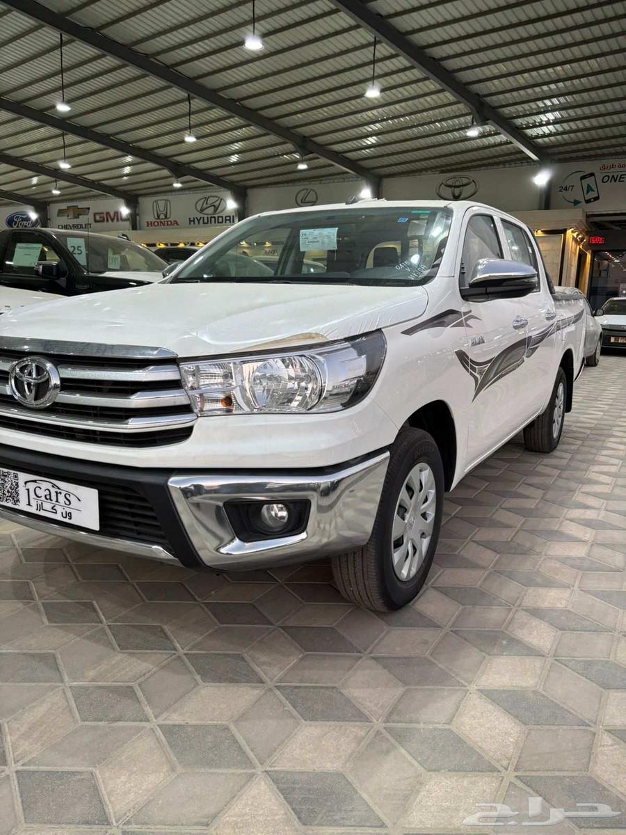 تويوتا هايلوكس GLX 202563676175039746112