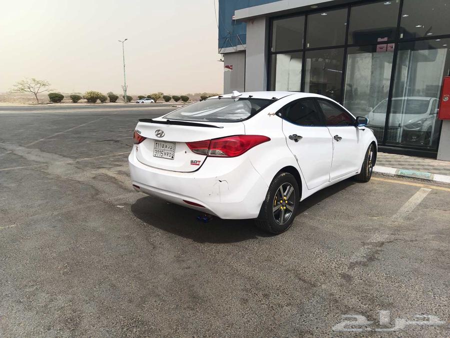 2014 Elantra with rear damage, fixed, mileage 400 and fractions63672722531714113