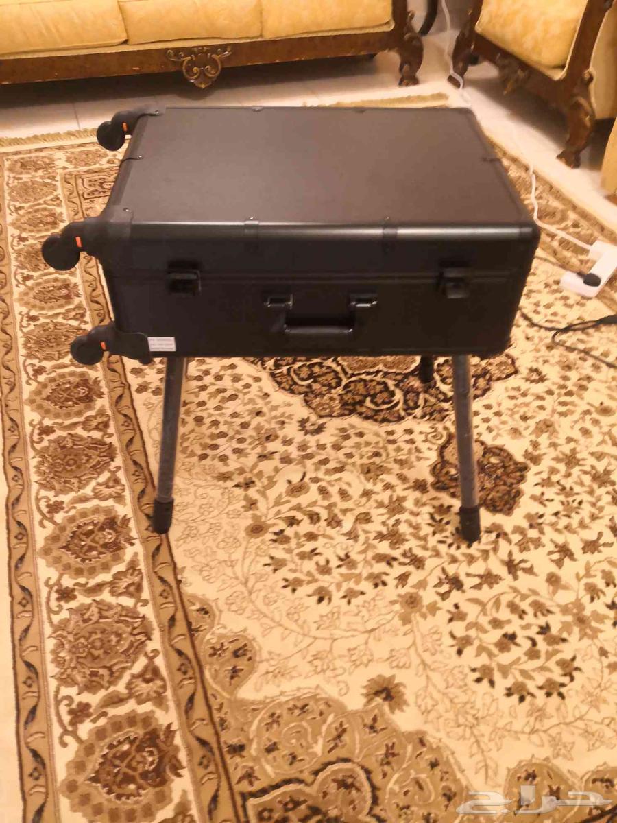 شنطة وطاولة ميكب63655608985473114