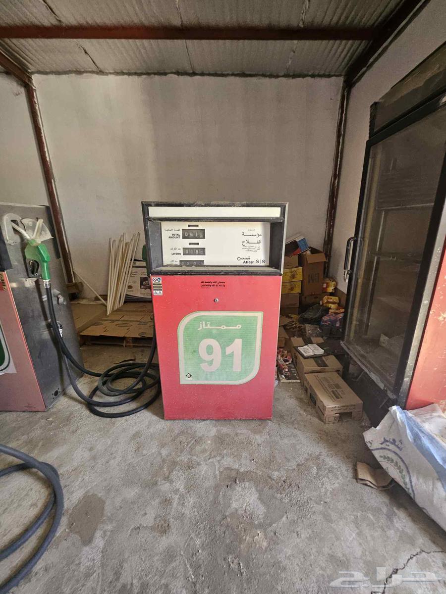 For sale (7) gasoline pumps63675218933633110