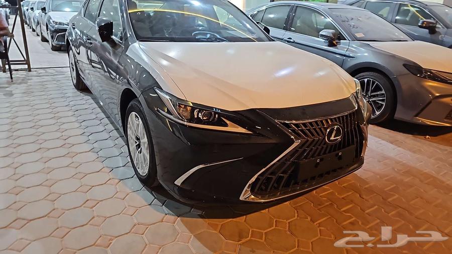 لكزس 250 ستاندر اسود داخل اوف وايت باقل سعر63679722971522110