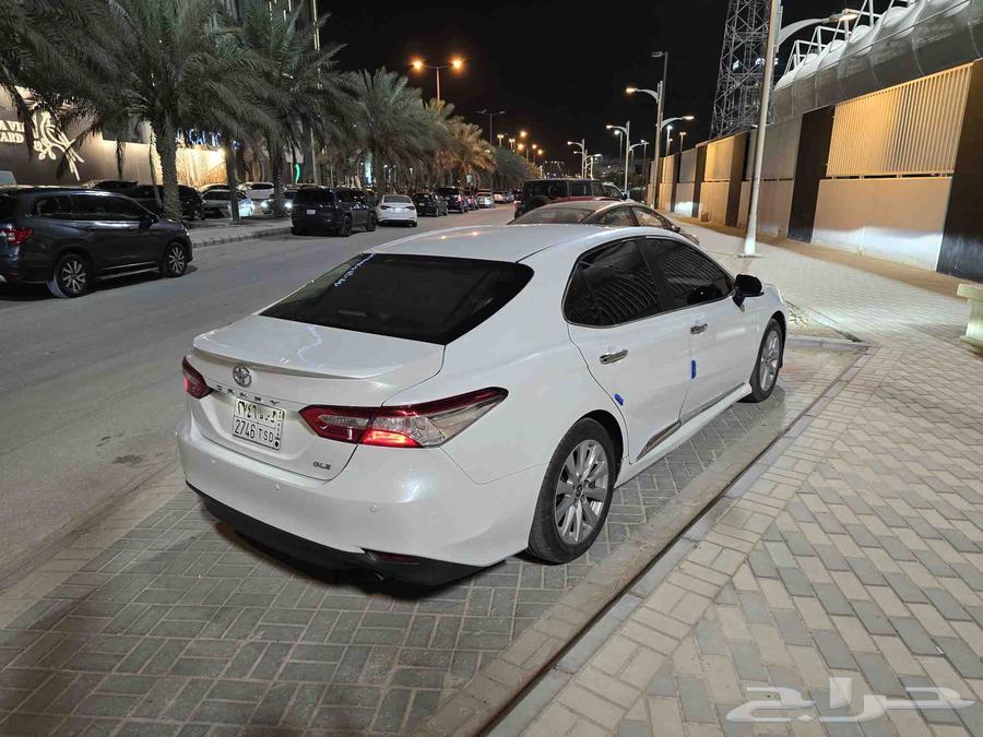 تويوتا كامري 2018 GLE63680069715587111