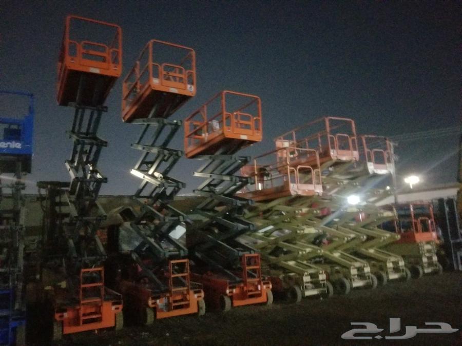 سيزر لفت و مان لفت للايجار رافعات شوكية للايجار63671289265282114