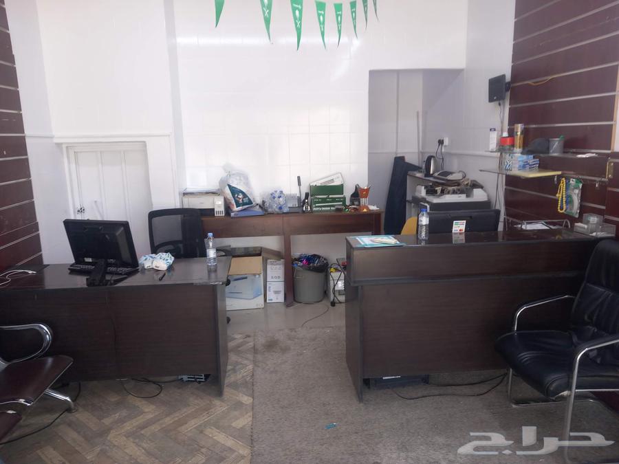 أدوات مكتبيه للبيع 2 كونتر   2 طابعه   2 شاشه63655419566721111