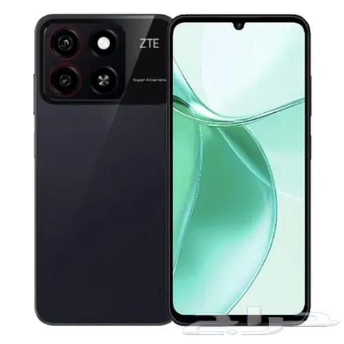 New phone, nothing inside with the box 250 SAR with charger headphones63655410803075111