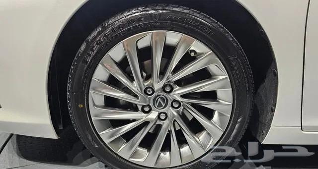 Lexus ES300 2021 model imported from Korea63679722673411114