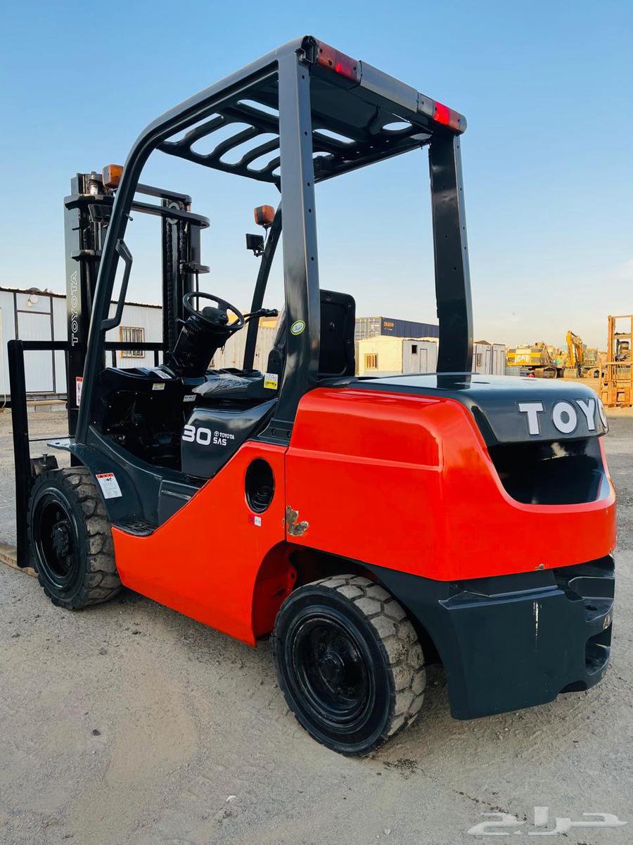تاجير رافعات شوكيه فركلفت وكرينات الشهري واليومي والمشاوير63672065892995111