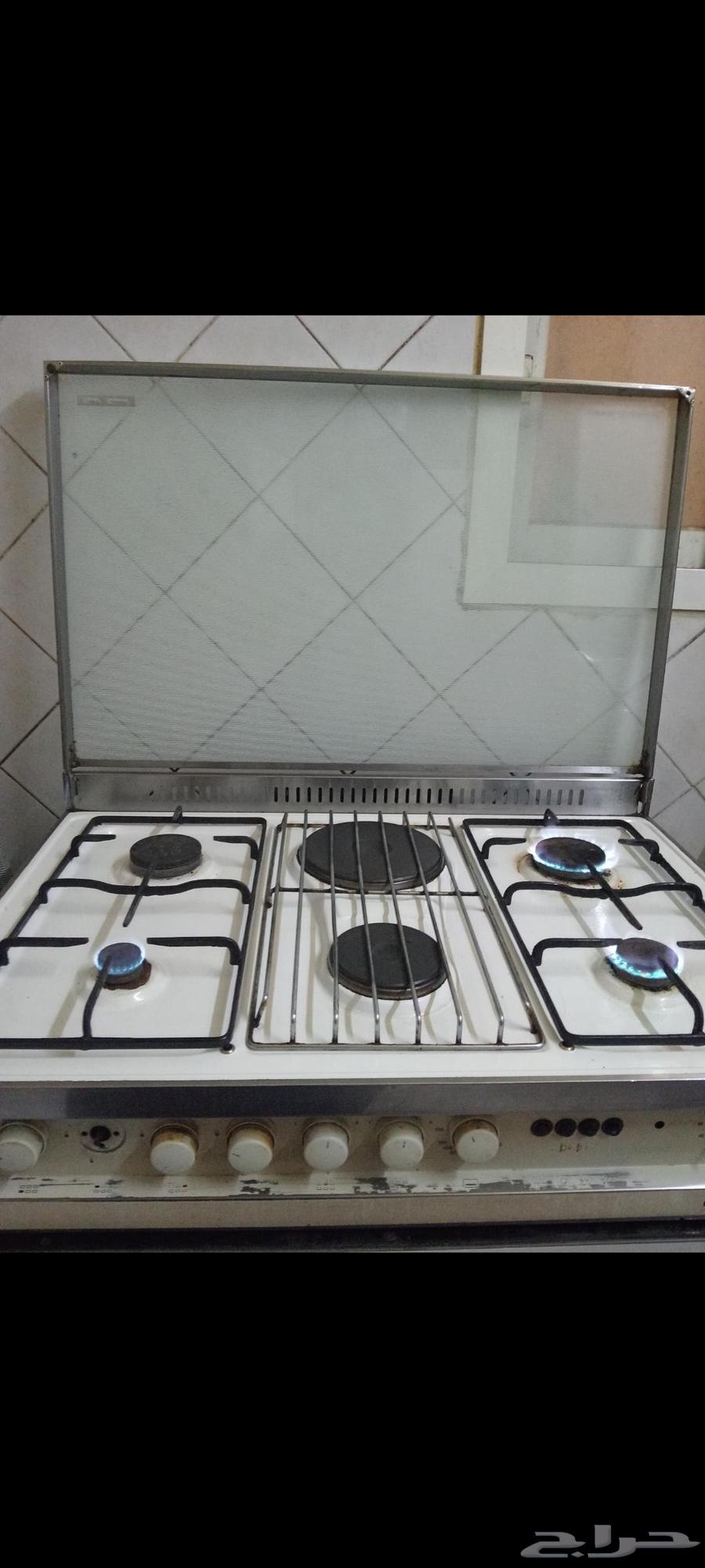 Used stove for sale in Al-Manfouha, price 300 SAR63655704909314110